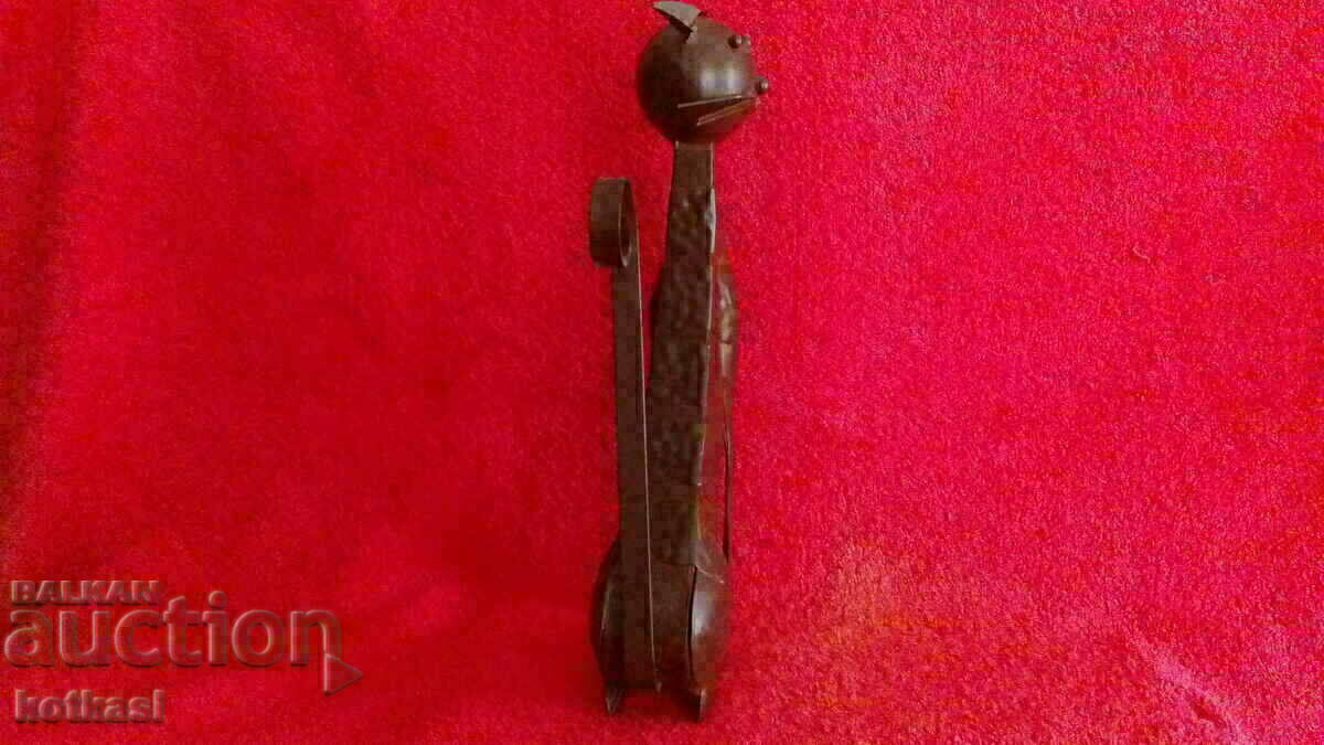 An old metal figure of Kote - 7