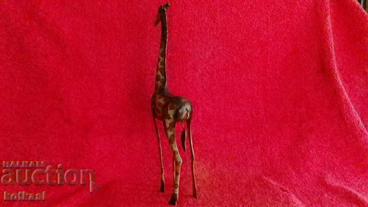 An old metal figure of a Giraffe - 6 An old metal figure of a Giraffe - 6