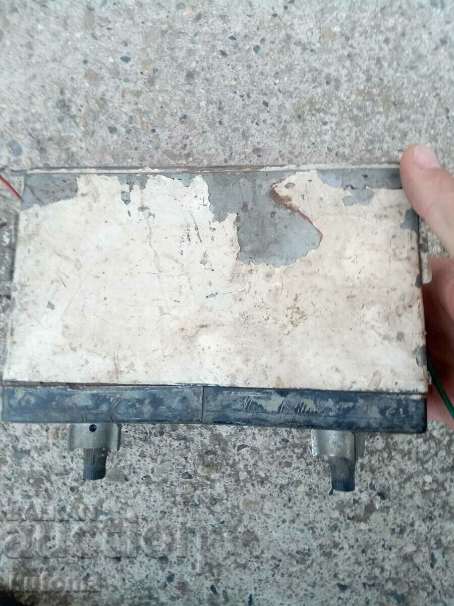 Auction Old car radio for Moskvich 408 Auction Old car radio for Moskvich 408