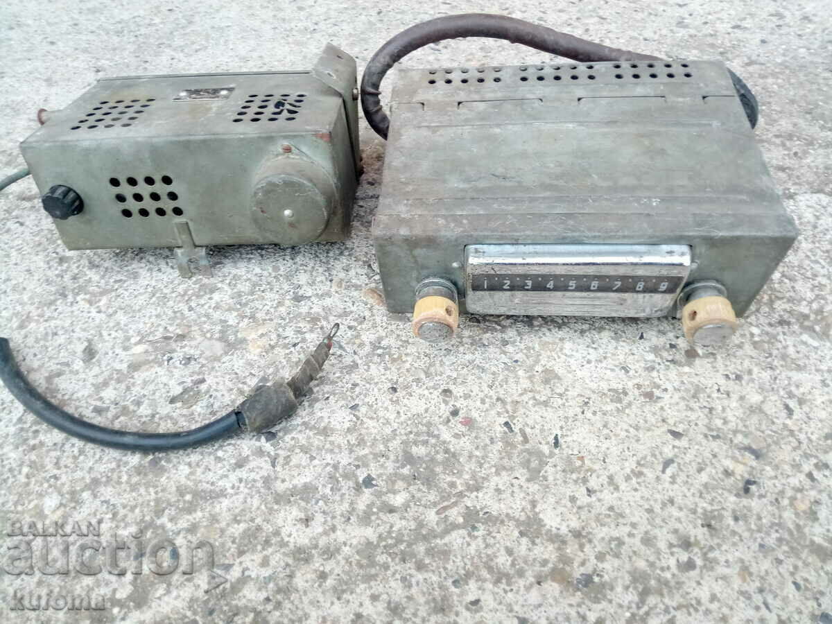 Старо радио за стара ГАЗ М20 Победа