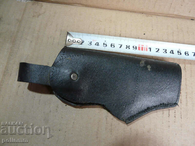 An old leather holster with price 20.00 BGN | € 10.23 An old leather holster with price 20.00 BGN | € 10.23