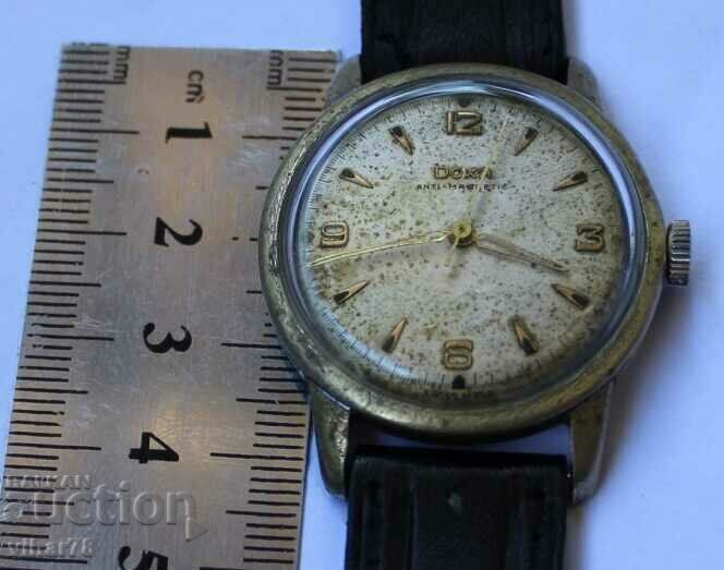 Delivery of DOXA MEN'S WATCH Delivery of DOXA MEN'S WATCH