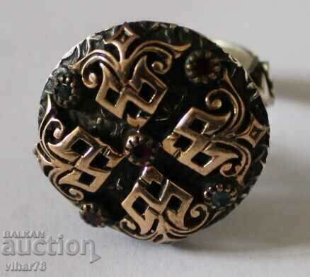 OLD SILVER RING WITH GOLD AND STONES with price 649.99 BGN | € 332.33 OLD SILVER RING WITH GOLD AND STONES with price 649.99 BGN | € 332.33