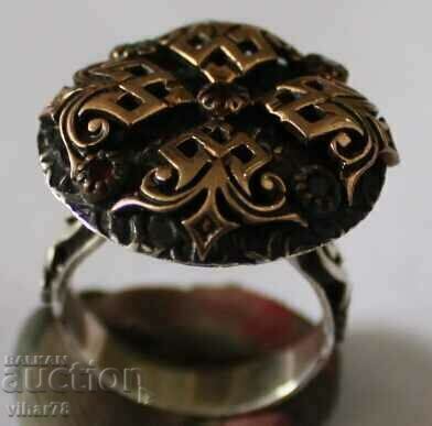 Auction OLD SILVER RING WITH GOLD AND STONES Auction OLD SILVER RING WITH GOLD AND STONES