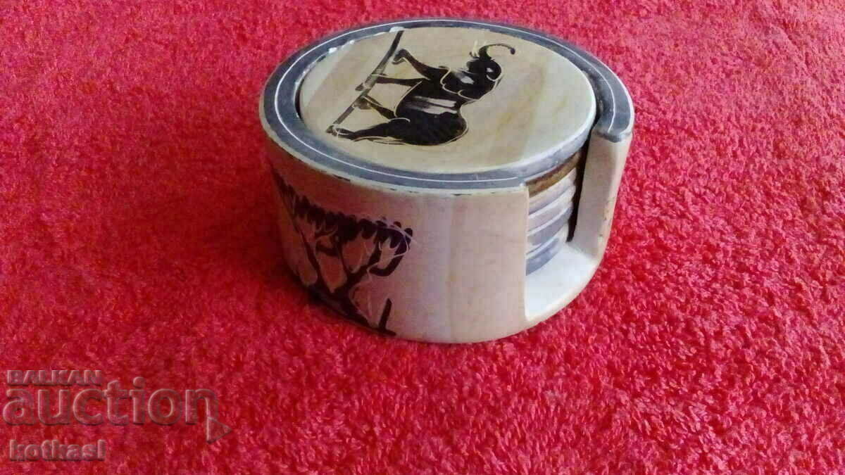 Аукцион Стар комплект поставки за чаши животни камък Аукцион Стар комплект поставки за чаши животни камък