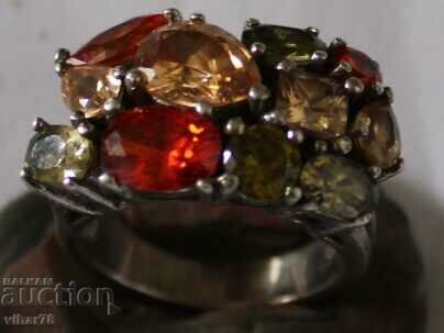 ΓΥΝΑΙΚΕΙΟ ΑΣΗΜΕΝΙΟ ΔΑΧΤΥΛΙΔΙ ΜΕ ΠΕΤΡΕΣ με τιμή 179.99 BGN | € 92.03