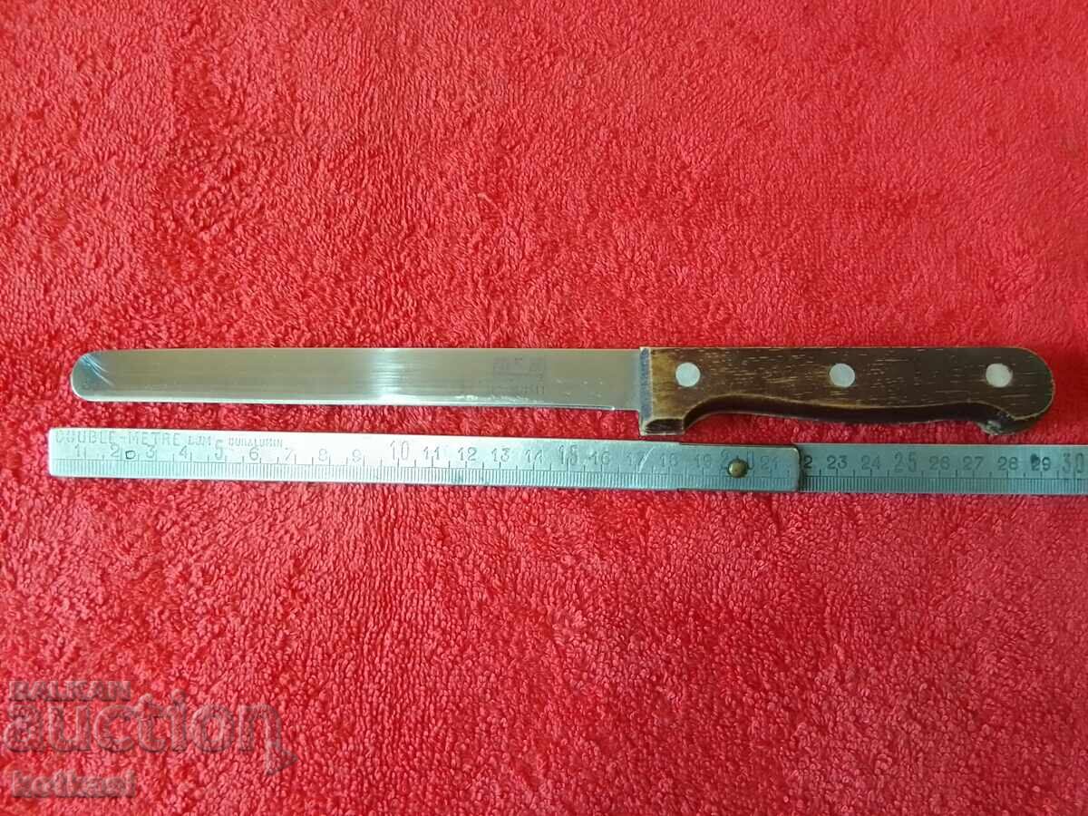 Παλιό μαχαίρι κουζίνας Παλιό μαχαίρι κουζίνας