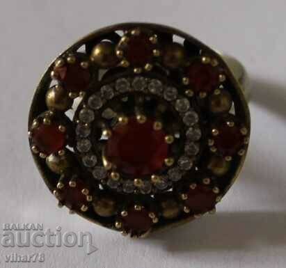 Δαχτυλίδι από ορείχαλκο με τιμή € 25.99 | 50.83 BGN