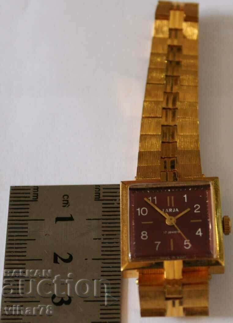Delivery of WOMEN'S GOLDEN WATCH ZARYA