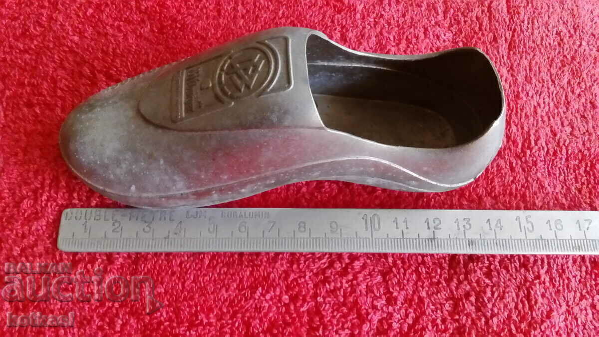 Old metal bottle opener Bitburger football sports shoe - 7