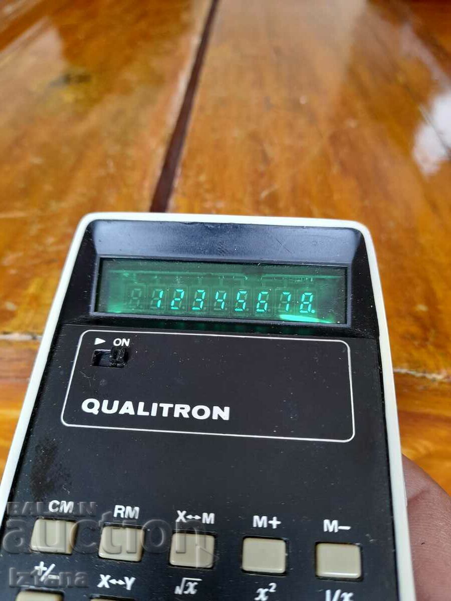 Vechiul calculator Qualitron