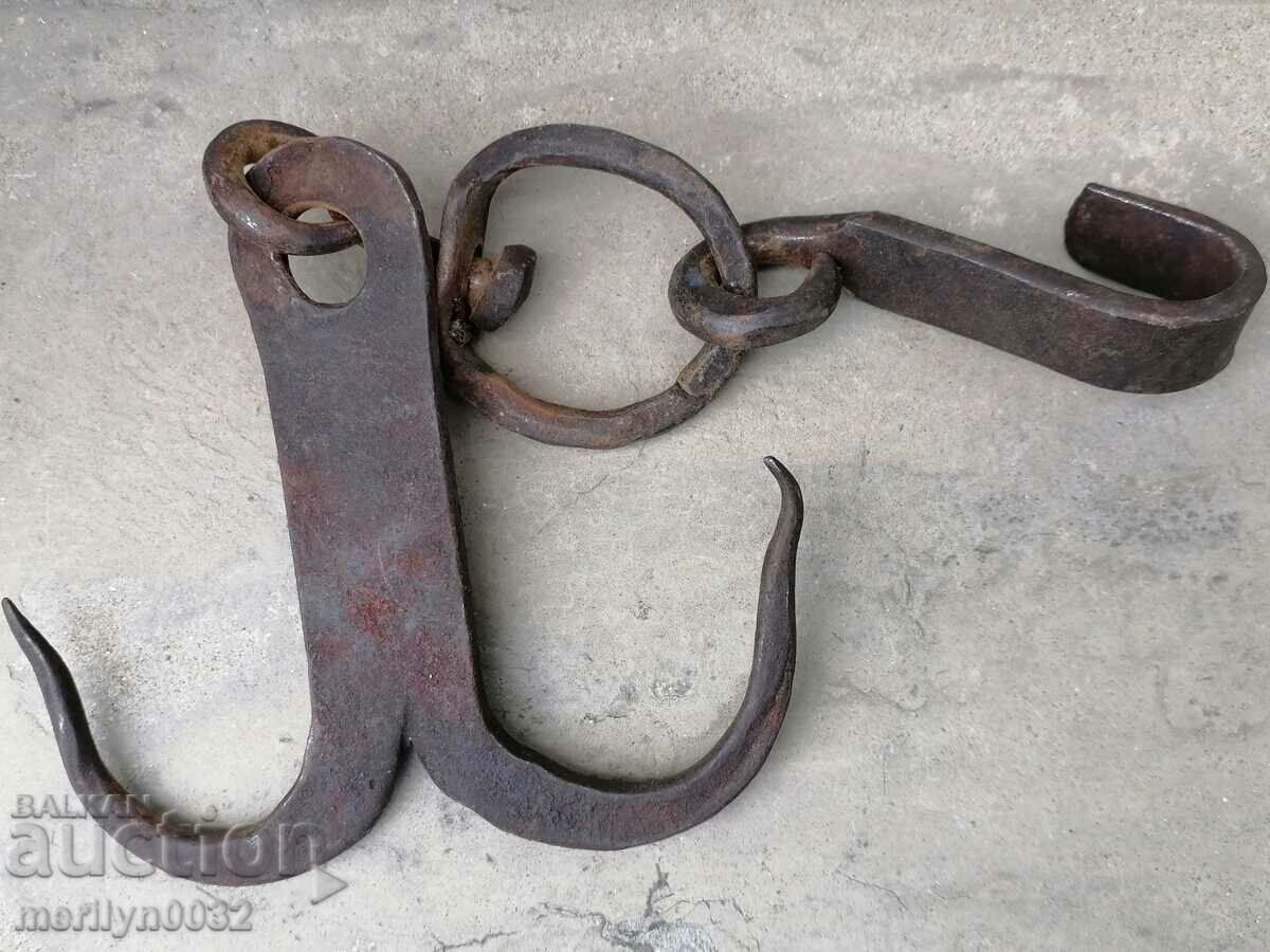 Forged buttock, hook, wrought iron with price 32.00 BGN | € 16.36