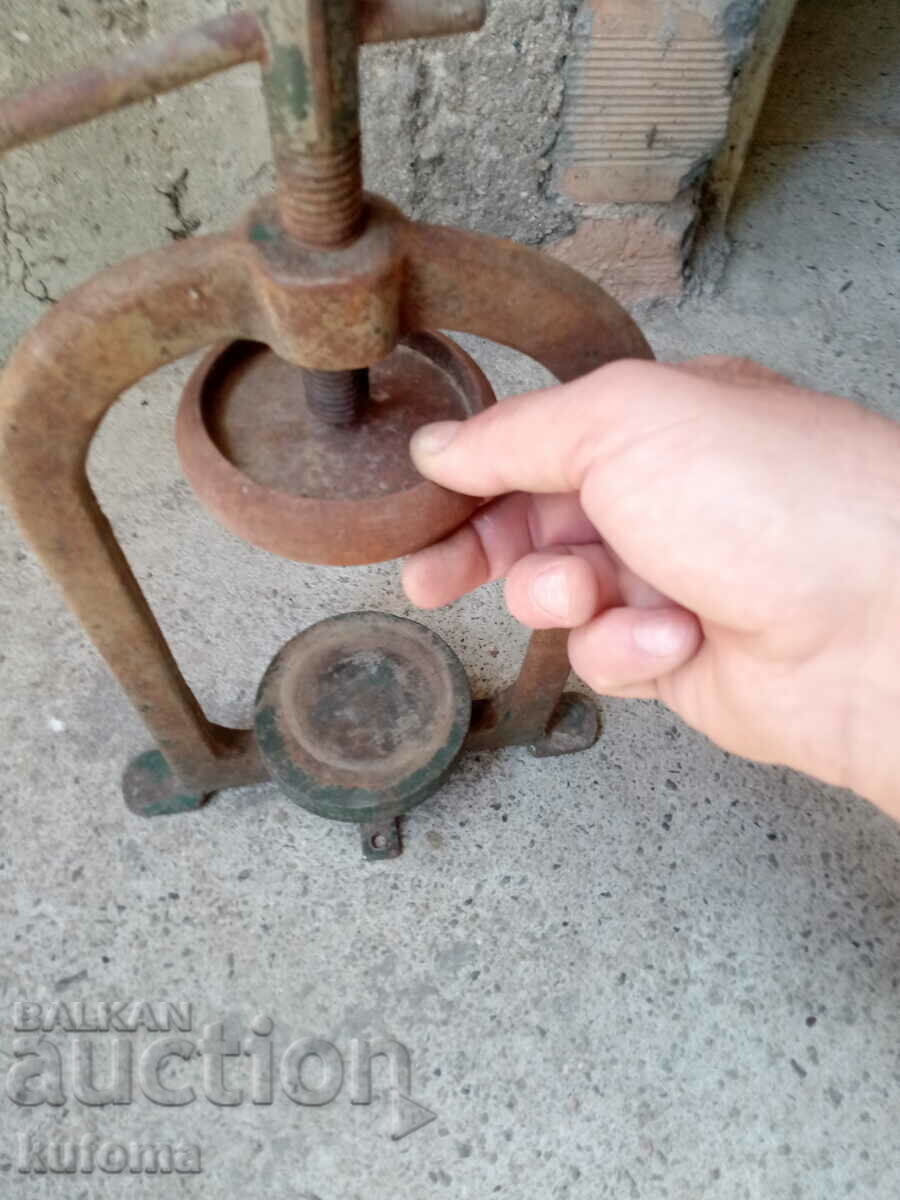 Jar closure with price 29.99 BGN | € 15.33 Jar closure with price 29.99 BGN | € 15.33