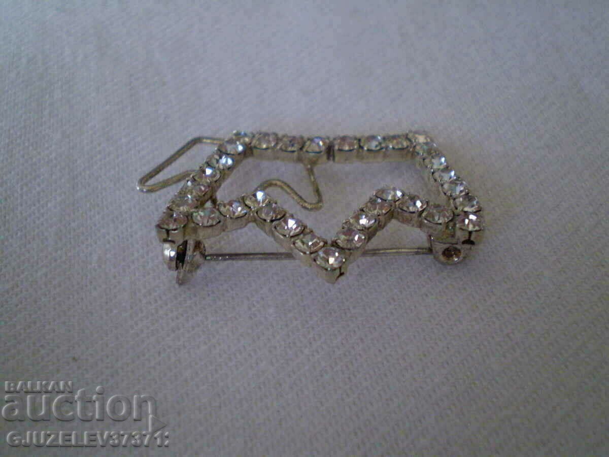 Аукцион Дамска брошка тип корона Аукцион Дамска брошка тип корона