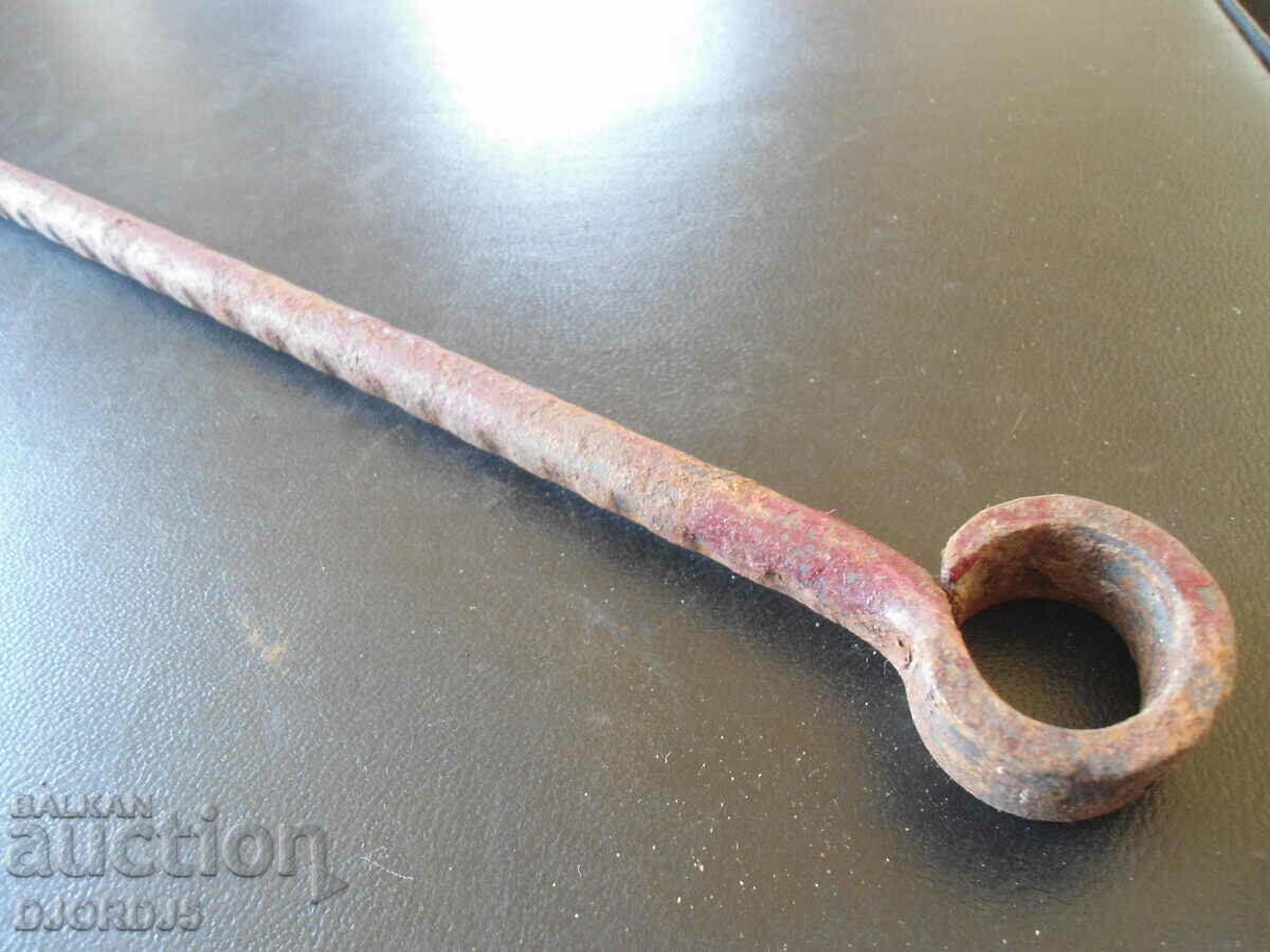 Auction Old drill, chipping Auction Old drill, chipping