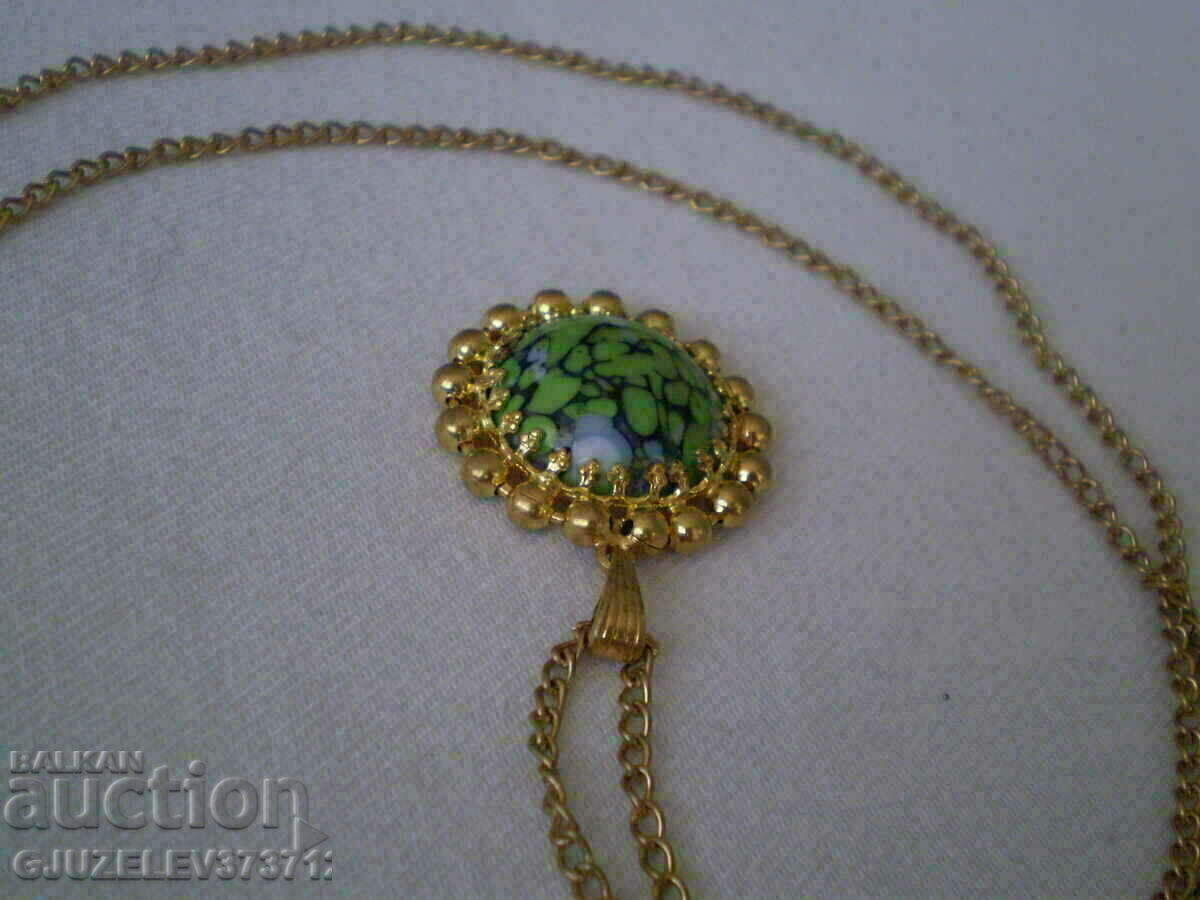 Auction Murano pendant with glass has a slight defect seen in the photos Auction Murano pendant with glass has a slight defect seen in the photos