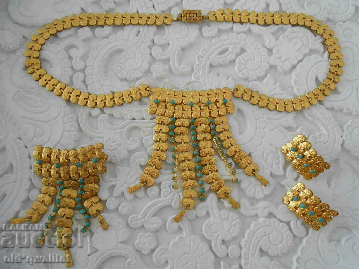 ПИЩНО КОЛИЕ, Брошка, Обици, позлата с цена 300.00 лв. | € 153.39 ПИЩНО КОЛИЕ, Брошка, Обици, позлата с цена 300.00 лв. | € 153.39