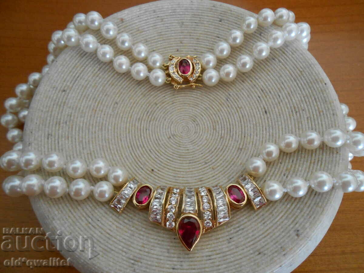 Necklace / necklace / jewelry, clasp: Silver 925, blue. Pearls with price 497.00 BGN | € 254.11 Necklace / necklace / jewelry, clasp: Silver 925, blue. Pearls with price 497.00 BGN | € 254.11