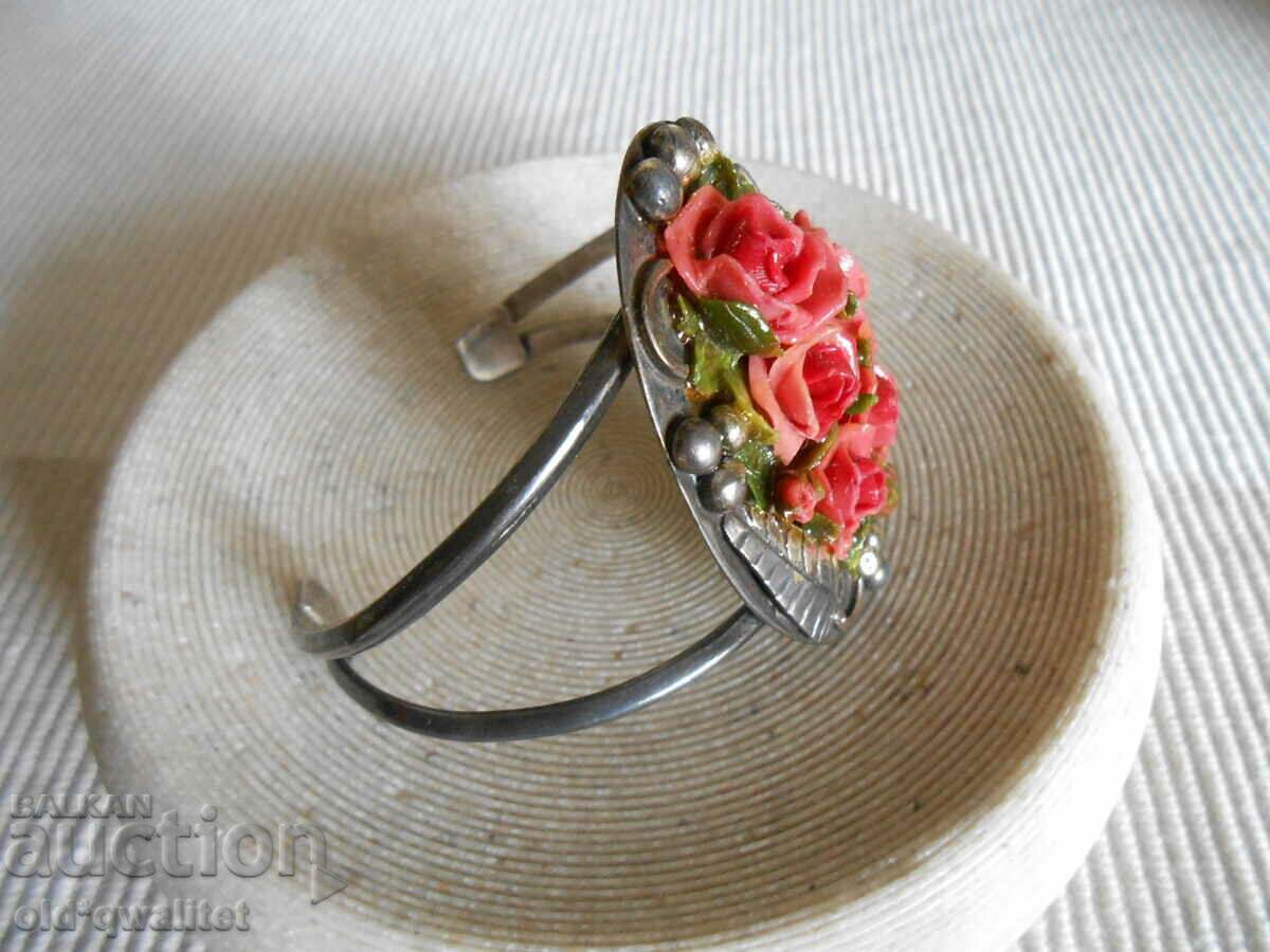 Auction Attractive old silver bracelet Auction Attractive old silver bracelet