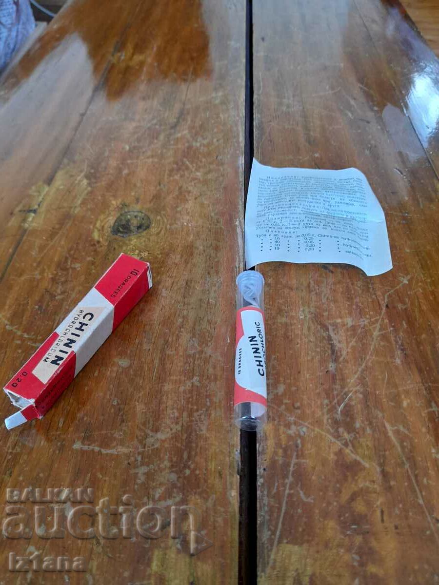 Licitație Ambalaj vechi de la chinina