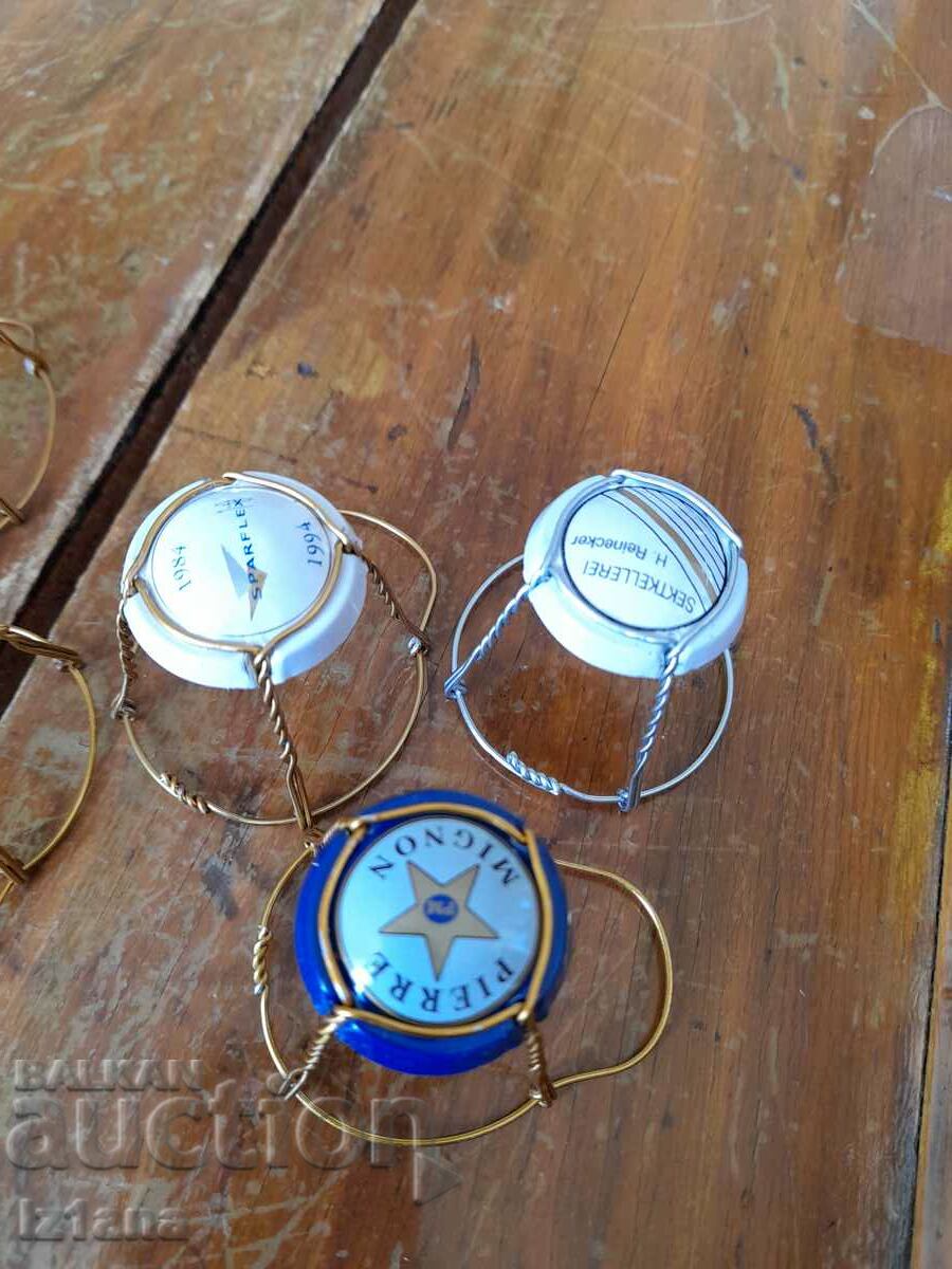 Old cap, champagne caps - 7 Old cap, champagne caps - 7