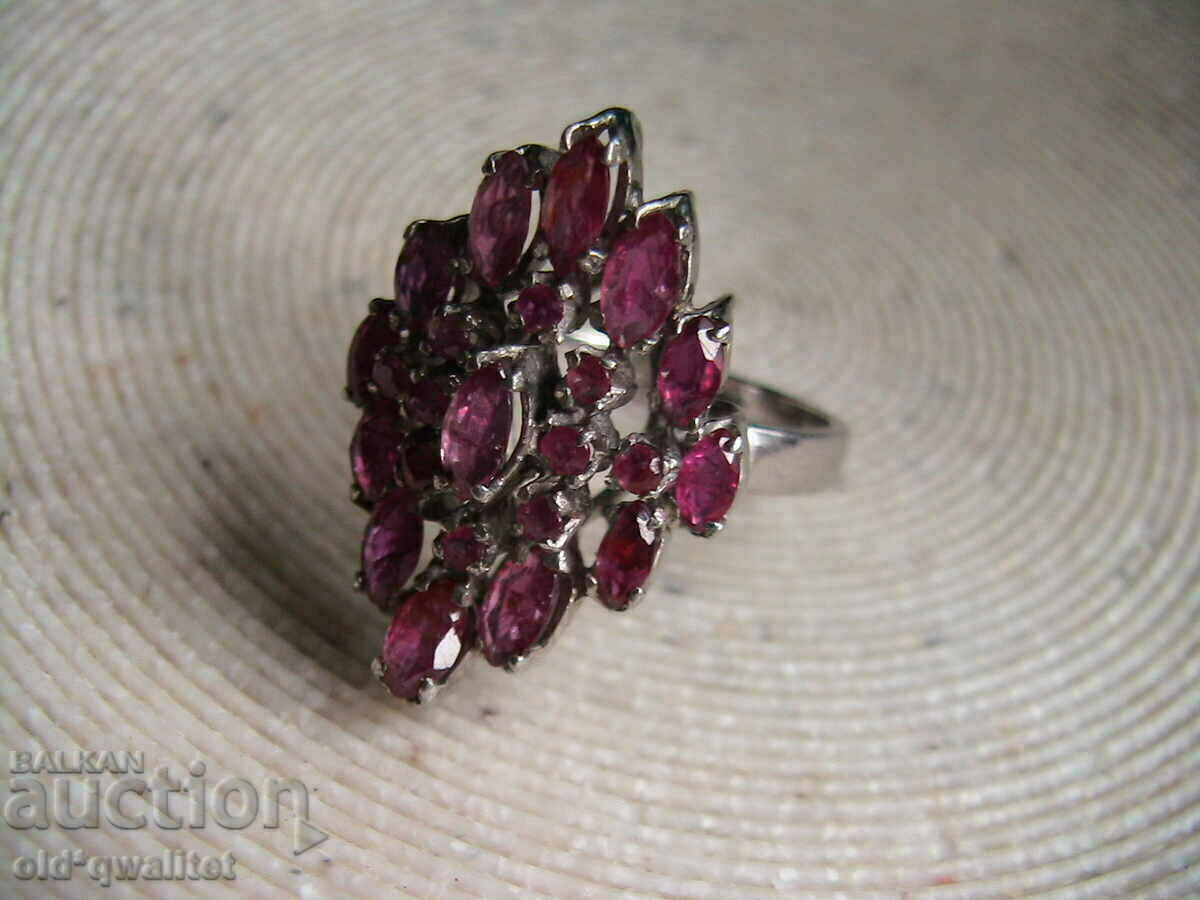 RING, Silver 925 with pink Sapphire / Sapphires with price 497.00 BGN | € 254.11 RING, Silver 925 with pink Sapphire / Sapphires with price 497.00 BGN | € 254.11