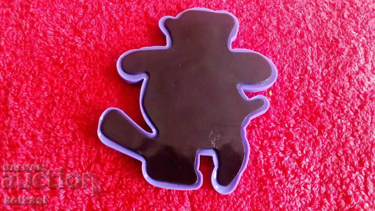 Delivery of Souvenir Fridge Magnet Milka Delivery of Souvenir Fridge Magnet Milka