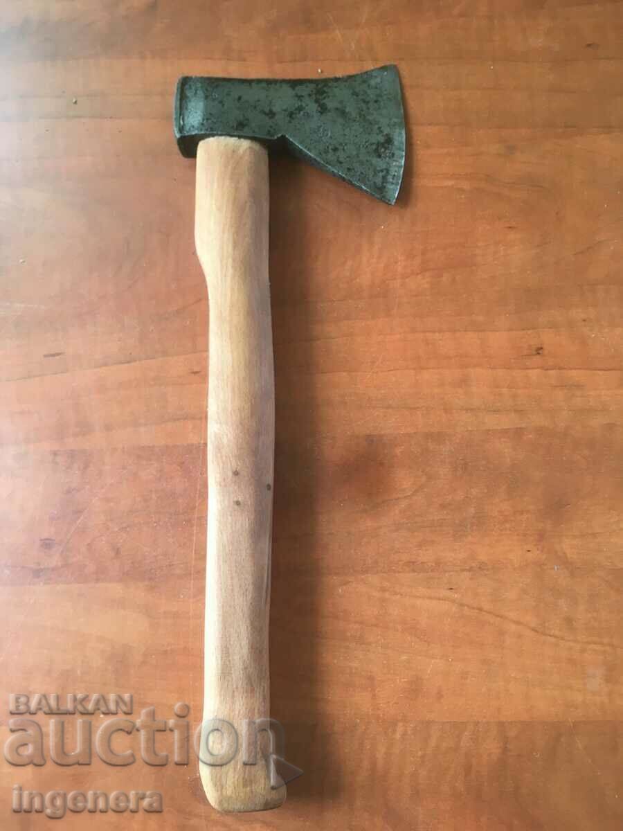 Licitație AX AX AX SUTTER unealta antica forjata