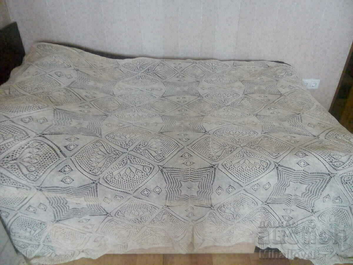 Auction  Cover/Blanket handmade 240/170 cm.