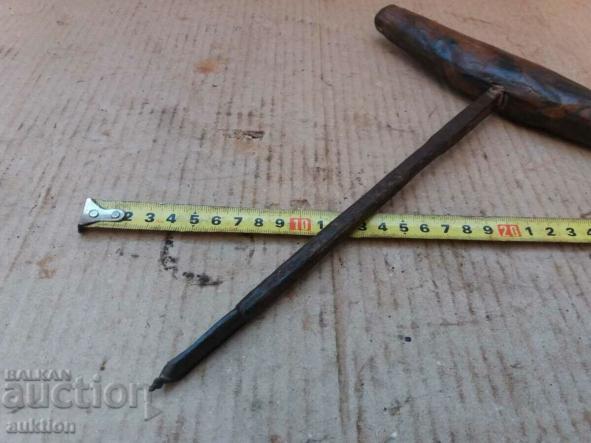 Licitație KOVAN INSTRUMENT DE REVIVAL - MITKAP, SVREDEL