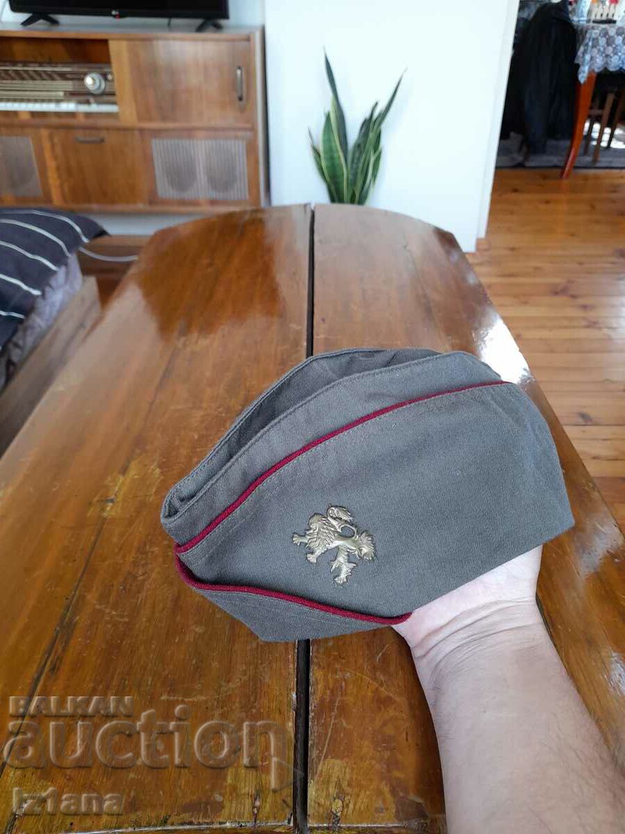 Auction  Military cap, hat