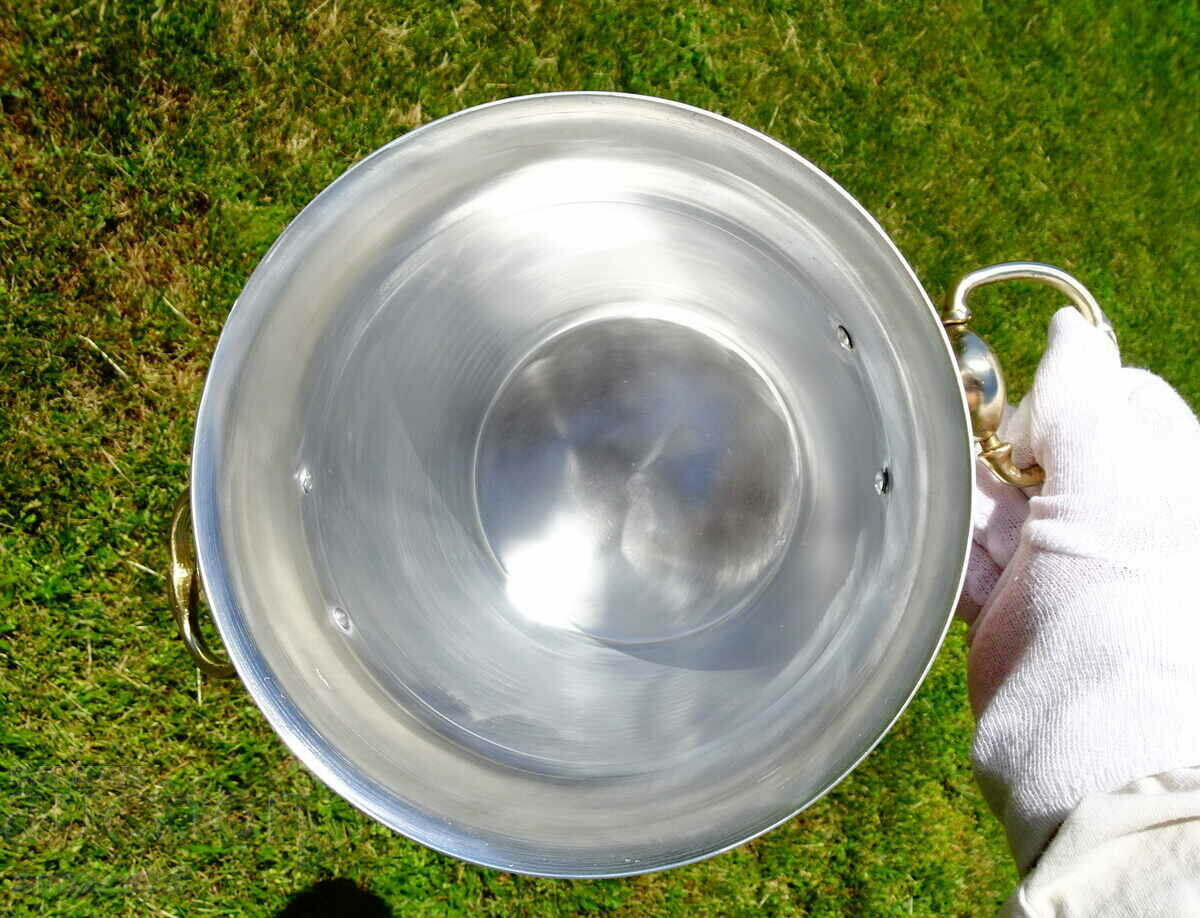 Auction  French copper champagne 1 kg., 5 liters.