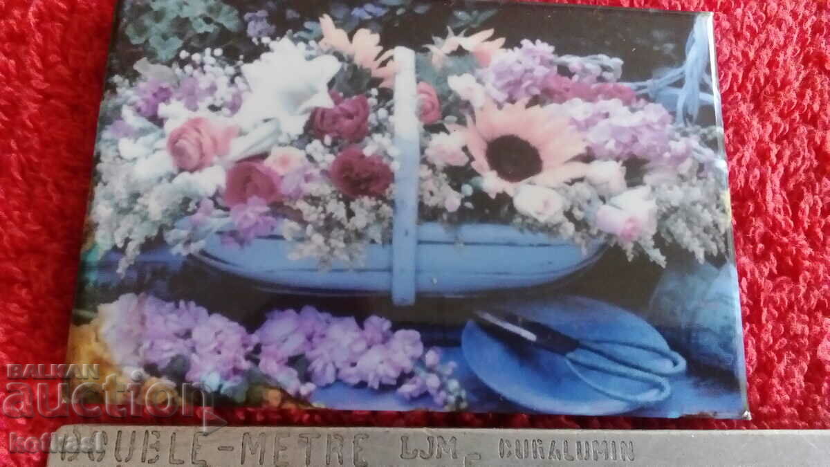 Auction Souvenir Fridge Magnet Flowers Bouquet Auction Souvenir Fridge Magnet Flowers Bouquet