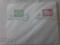 Πουλάω πολλούς φακέλους επετείου πρώτης ημέρας με γραμματόσημα.