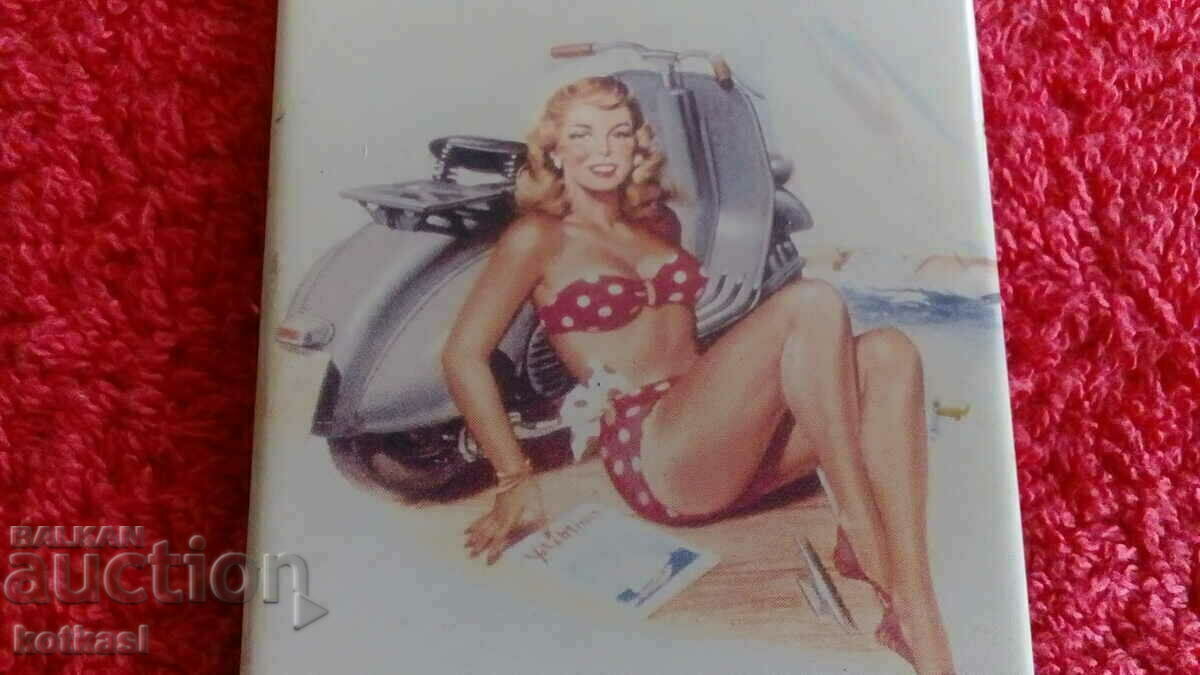 Delivery of Souvenir Magnet refrigerator woman erotica Pirelli PIRELLI VESPA Delivery of Souvenir Magnet refrigerator woman erotica Pirelli PIRELLI VESPA