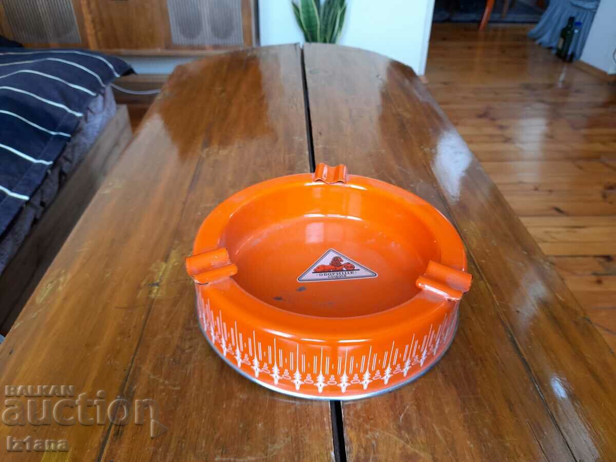 Παλιά εμαγιέ τασάκι με τιμή 50.00 BGN | € 25.56 Παλιά εμαγιέ τασάκι με τιμή 50.00 BGN | € 25.56