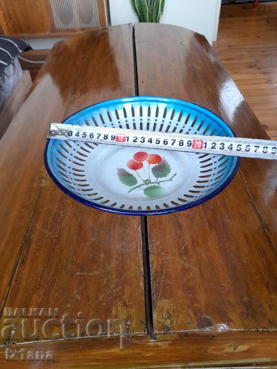 Old enameled plate, fruit bowl with price 25.00 BGN | € 12.78