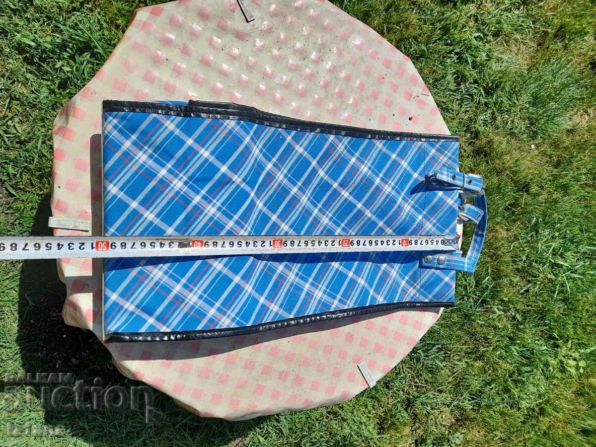 Μια παλιά τσάντα με ρόδες - 7