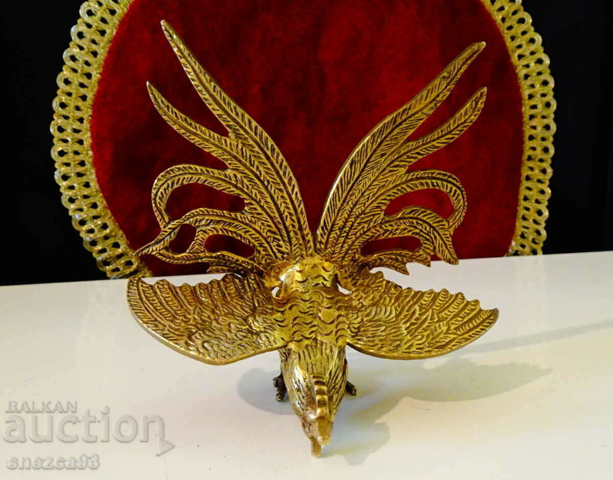 Auction  Bronze statuette Rooster with ruby eyes.