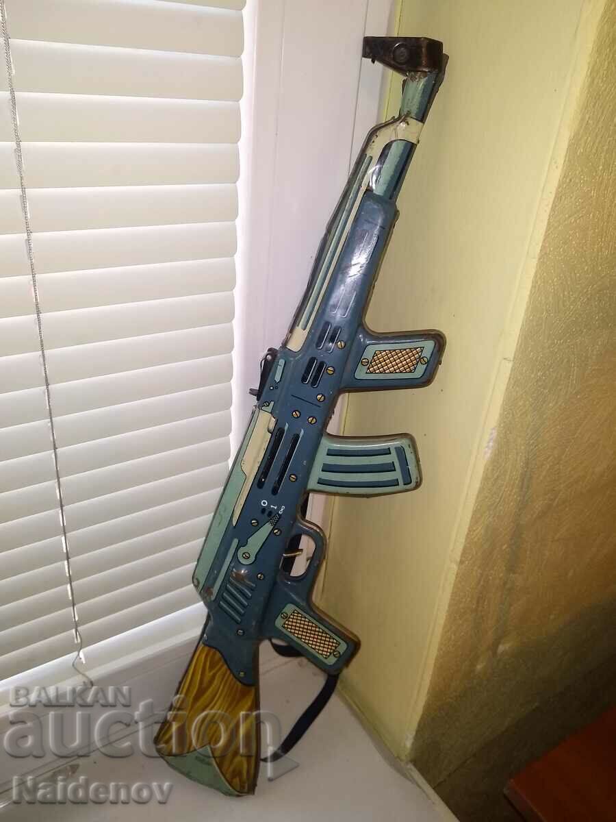 Sheet metal toy from Soca Automatic with price 29.99 BGN | € 15.33 Sheet metal toy from Soca Automatic with price 29.99 BGN | € 15.33