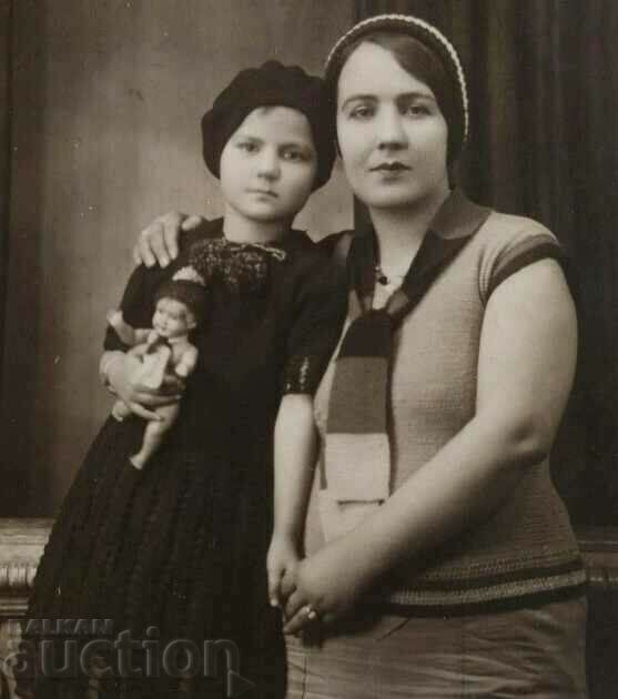 CHILD DOLL OLD PHOTO PHOTO KINGDOM BULGARIA with price 19.00 BGN | € 9.71