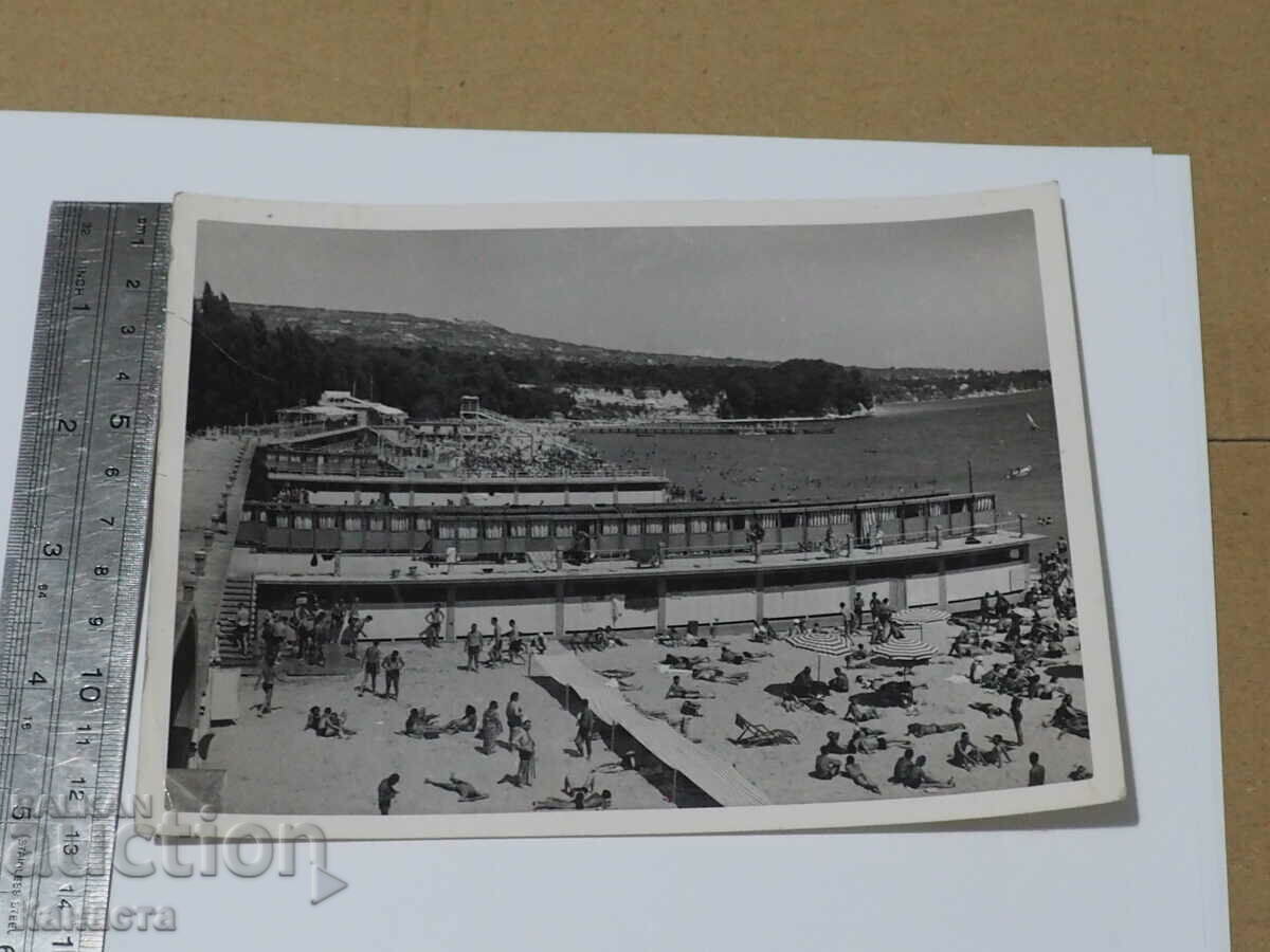 Стара снимка Варна плажът   гледка 193?  ПК 12