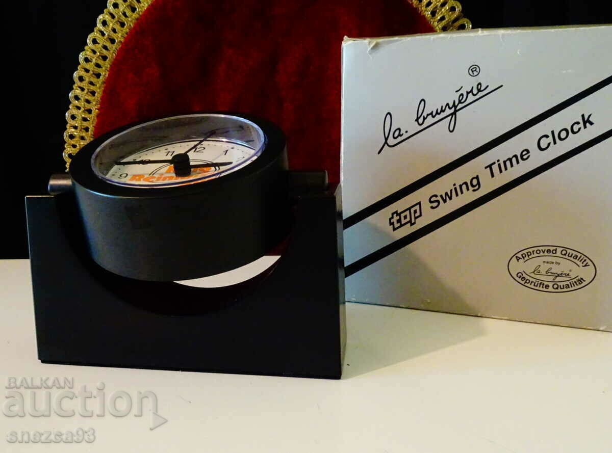 Επιτραπέζιο ρολόι Junghans, νέο. με τιμή 9.00 BGN | € 4.60