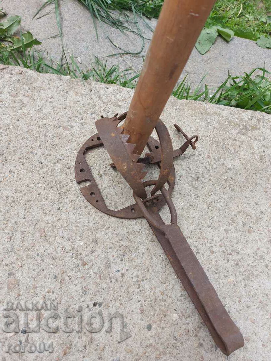 TRAP - DANGEROUS AND ACTIVE with price 49.99 BGN | € 25.56 TRAP - DANGEROUS AND ACTIVE with price 49.99 BGN | € 25.56