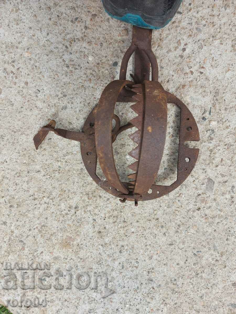 Delivery of TRAP - DANGEROUS AND ACTIVE Delivery of TRAP - DANGEROUS AND ACTIVE