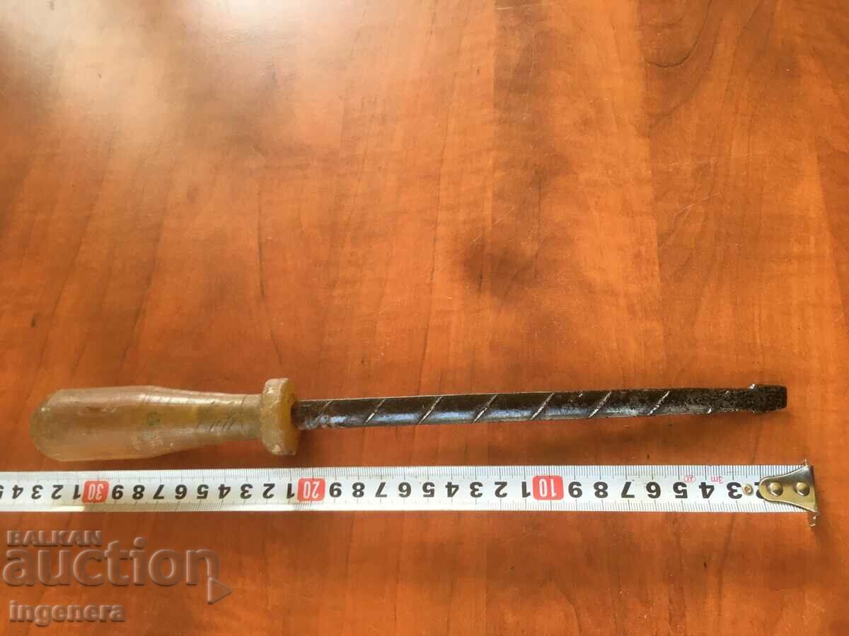 SCREWDRIVER AS A TOOL HUGE AND HEALTHY PROFESSIONAL with price 22.00 BGN | € 11.25 SCREWDRIVER AS A TOOL HUGE AND HEALTHY PROFESSIONAL with price 22.00 BGN | € 11.25