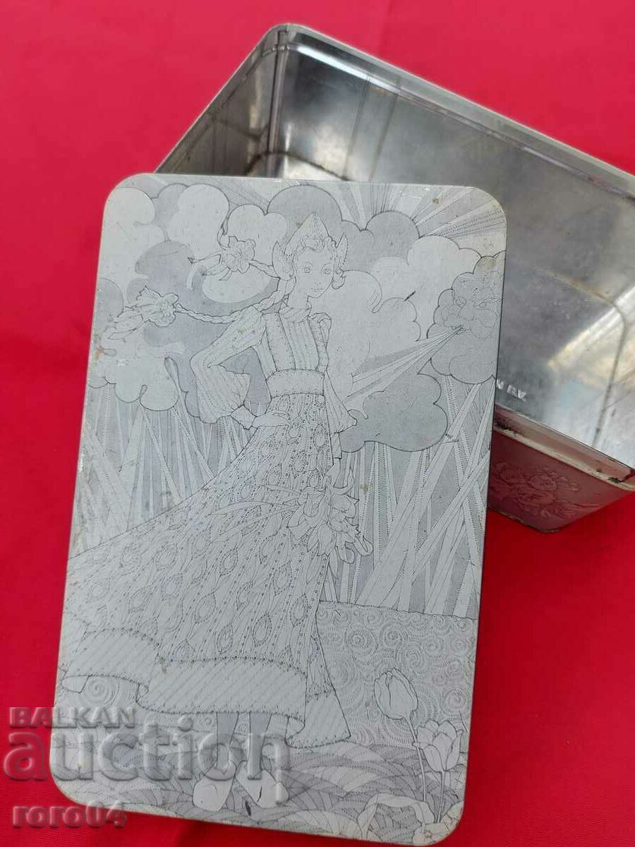 BOX - TIN with price 17.00 BGN | € 8.69 BOX - TIN with price 17.00 BGN | € 8.69