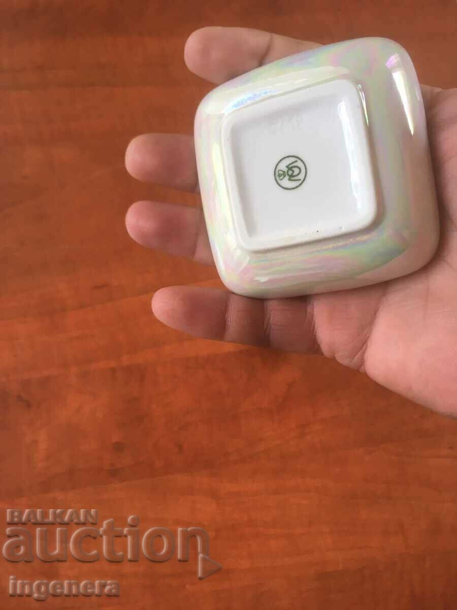 Delivery of PORCELAIN BOX COLLECTION JEWELRY BOX