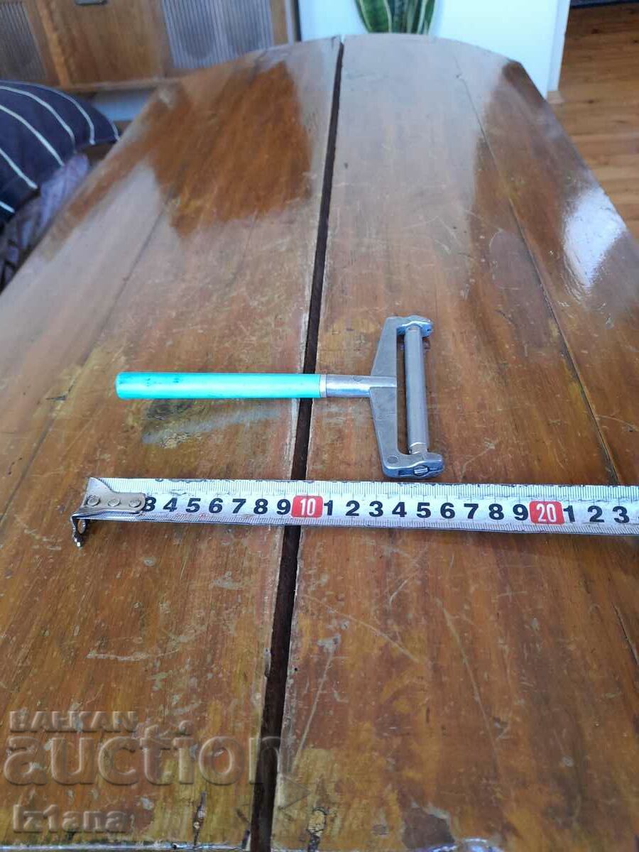 Old cheese and yellow cheese cutting tool with price 20.00 BGN | € 10.23