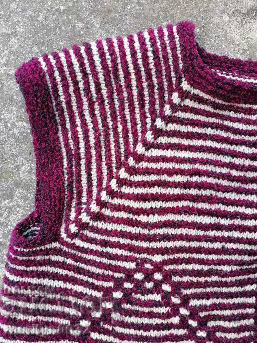 Старо елече от вълна плетен елек - 7 Старо елече от вълна плетен елек - 7